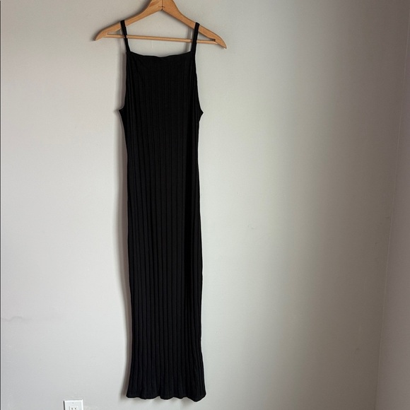 Reformation ribbed knit Dress Medium - Picture 2 of 13